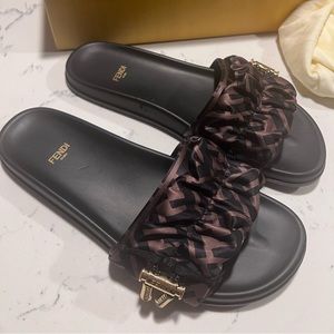 Fendi logo slide sandal  Size 40